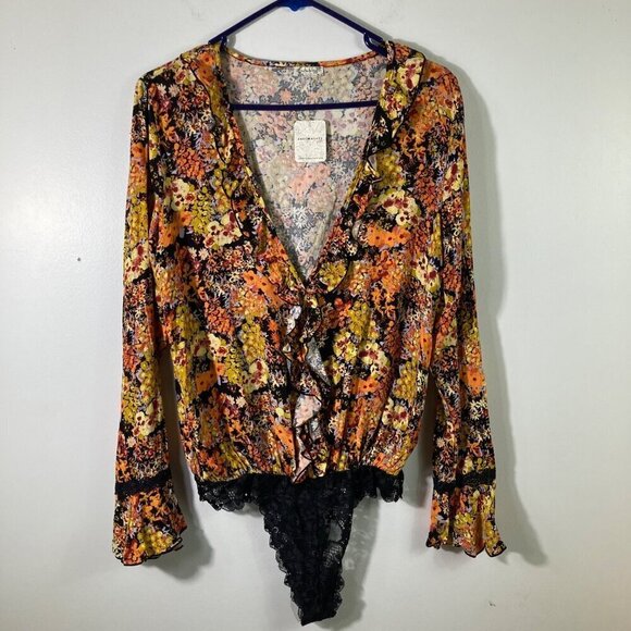 Womens Intimately Free People Heatwave Floral Body Suit V Neck Ruffle M NWT - Picture 1 of 11